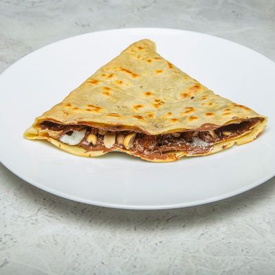 Nutella with nuts crepe