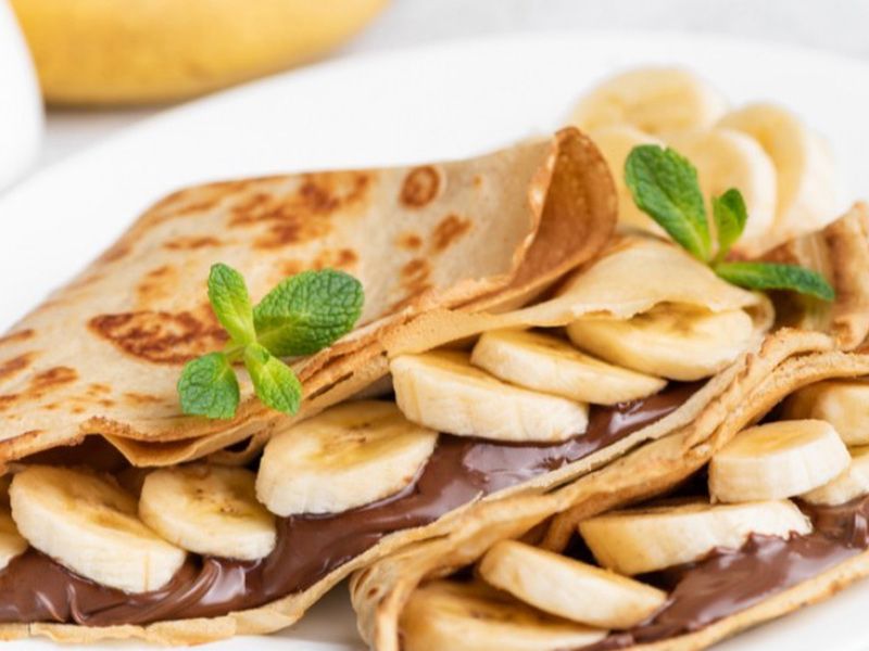 Nutella Chocolate With Banana Crepe
