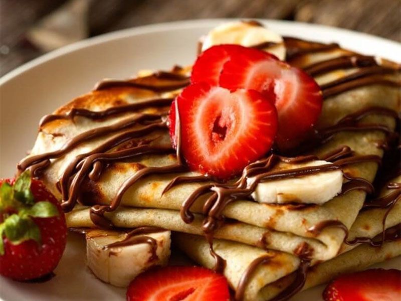 Nutella Chocolate With Banana And Nuts Crepe