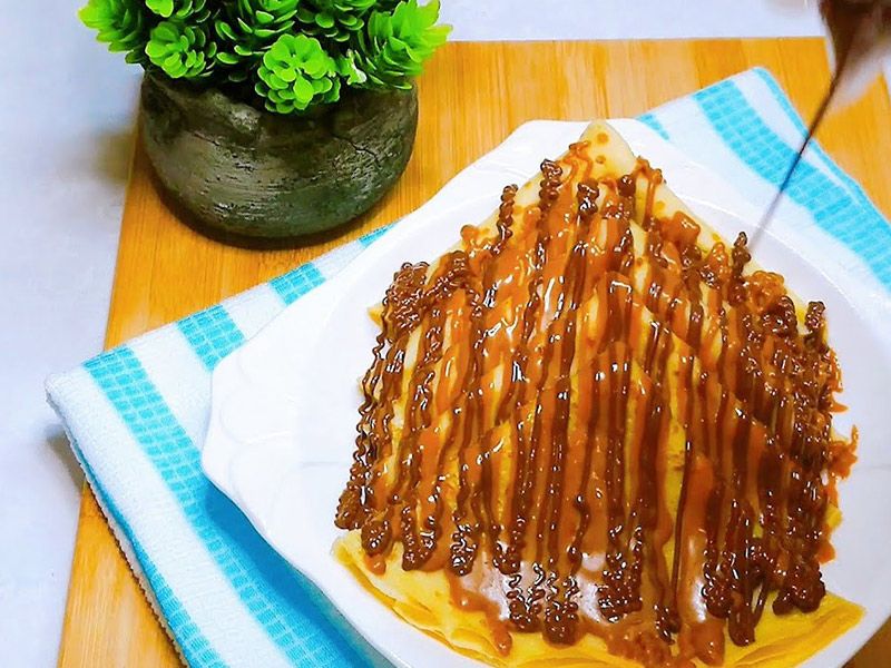 Nutella Chocolate With Lotus Crepe