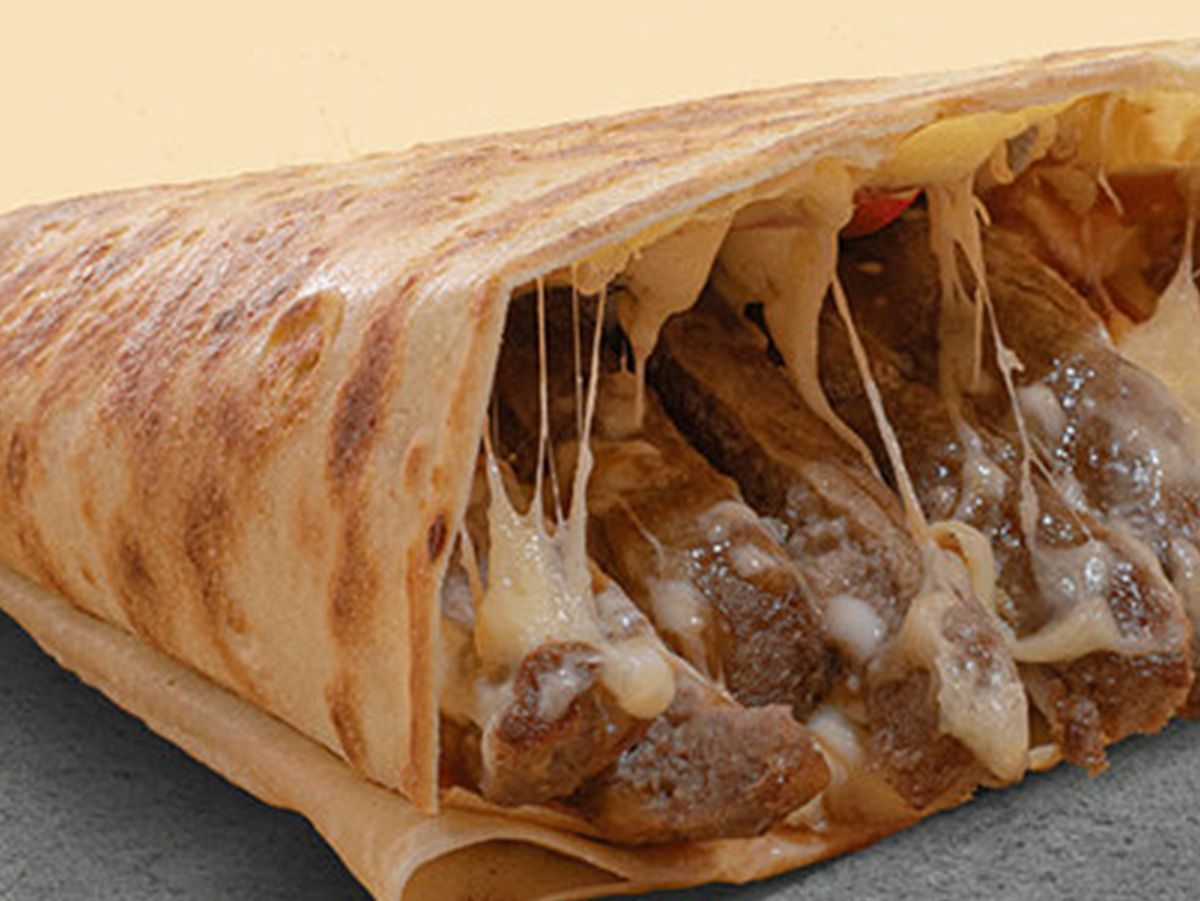 Hot dog crepe