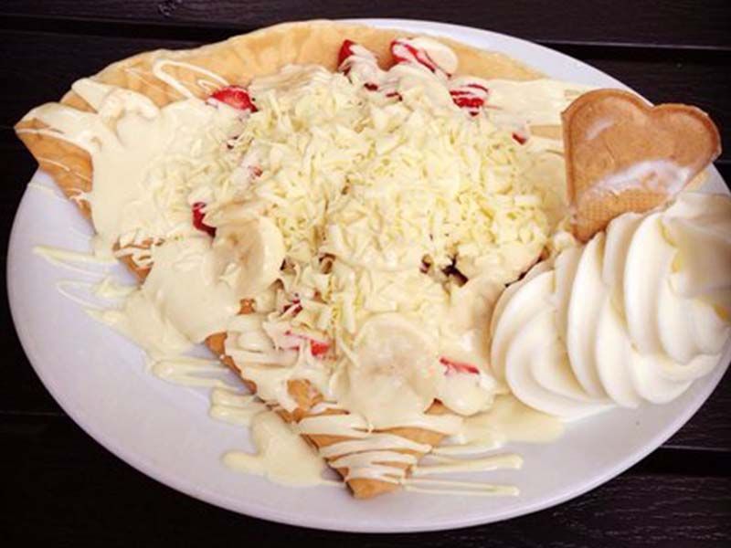 white chocolate crepe