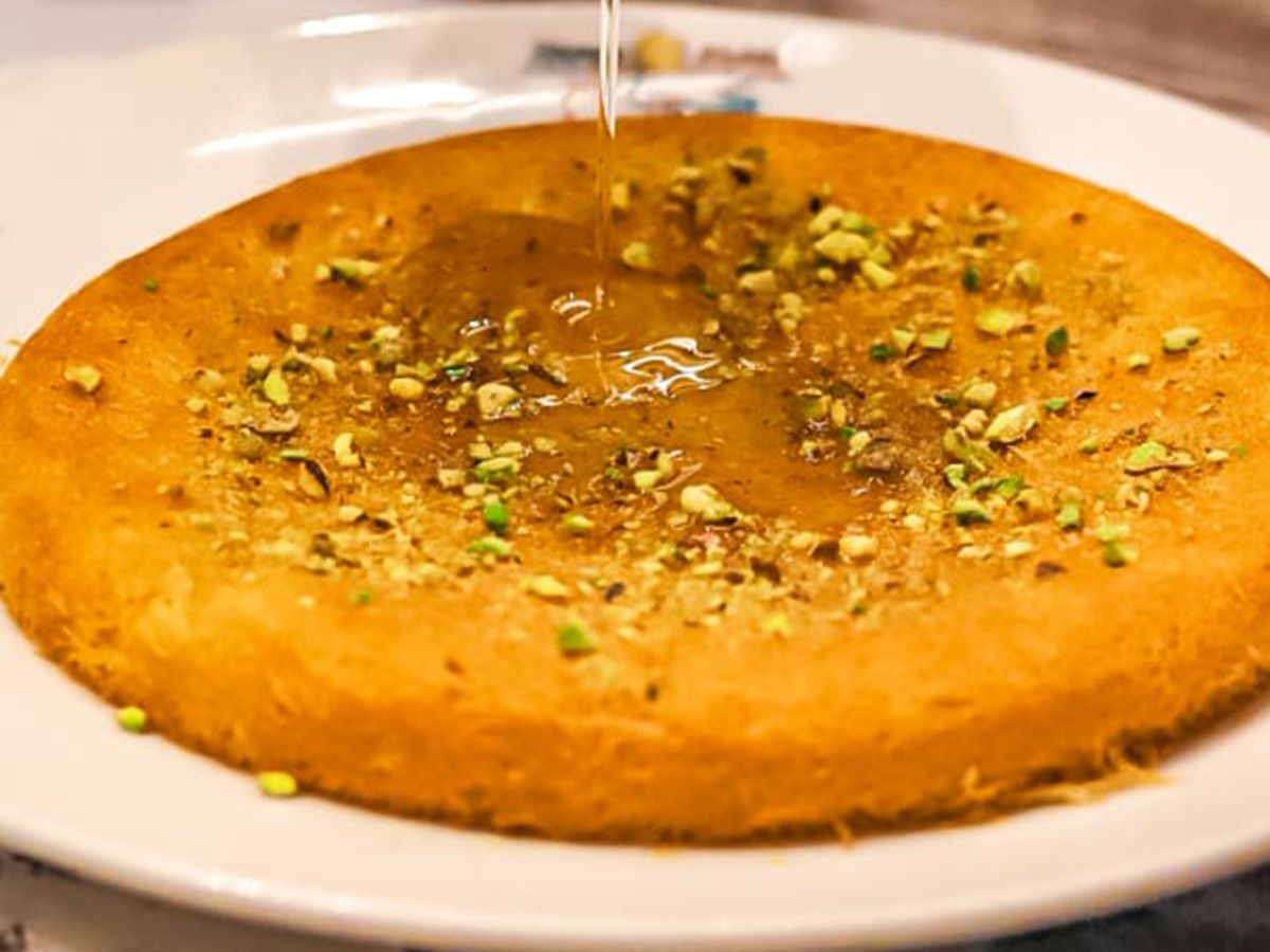 Konafa With Qeshta