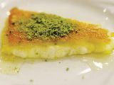Small Kunafa With Qeshta