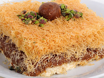 Hot Konafa With Ajwa