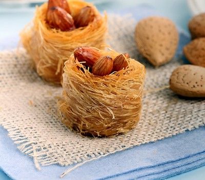 Konafa Aish With Almonds