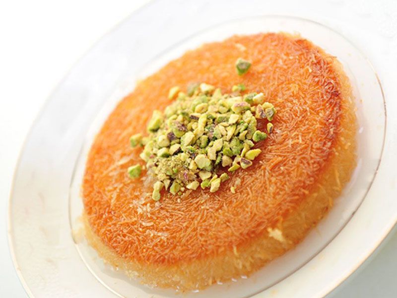 Konafa With Qeshta, Nutella And Nuts Platter