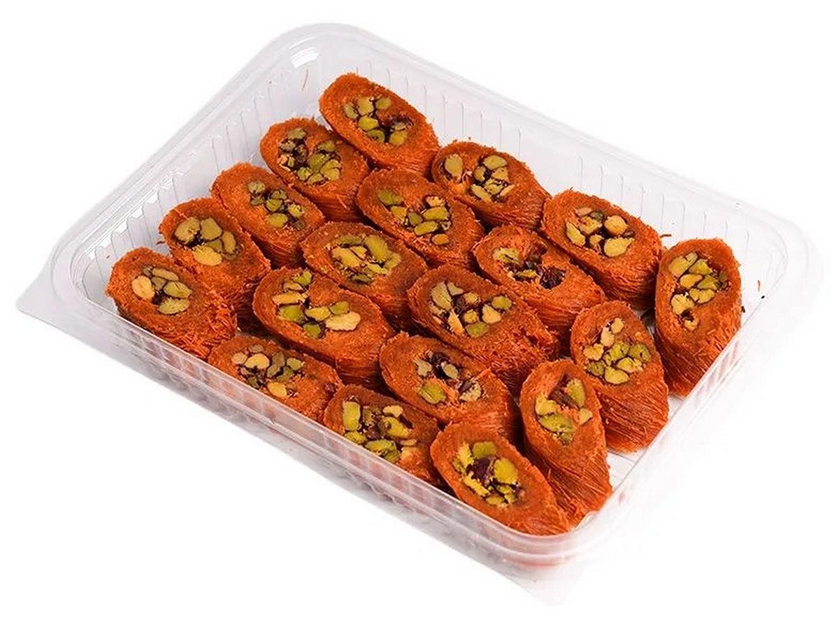 Konafa laf pistachios