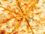 Quattro Formaggi Pizza