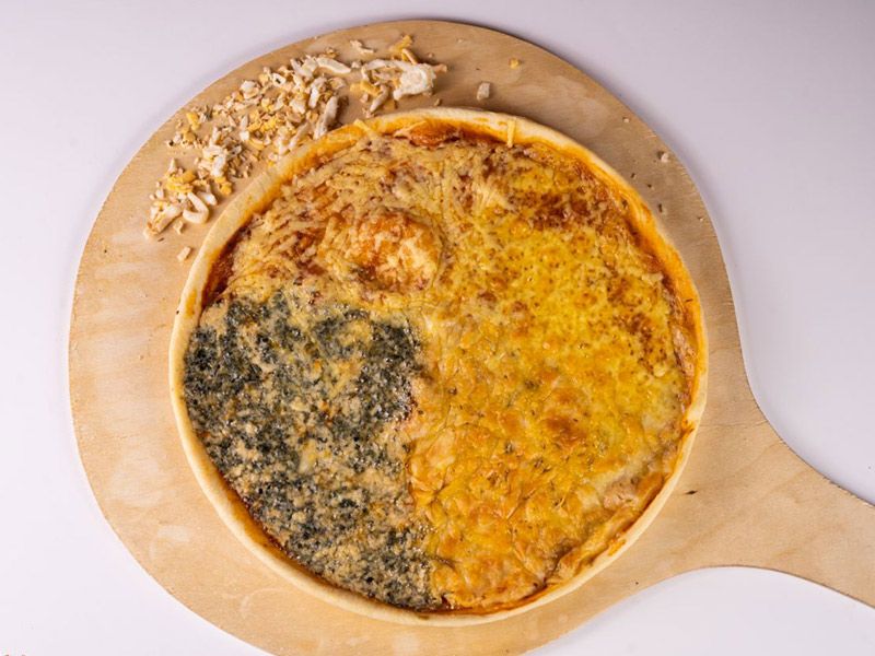 Quattro Formaggi Pizza