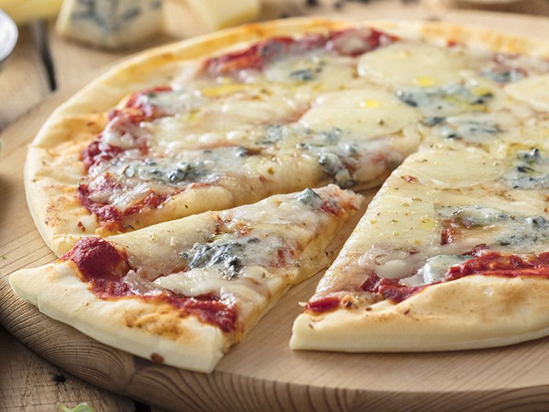 Quattro Formaggi Pizza