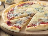 Quattro Formaggi Pizza