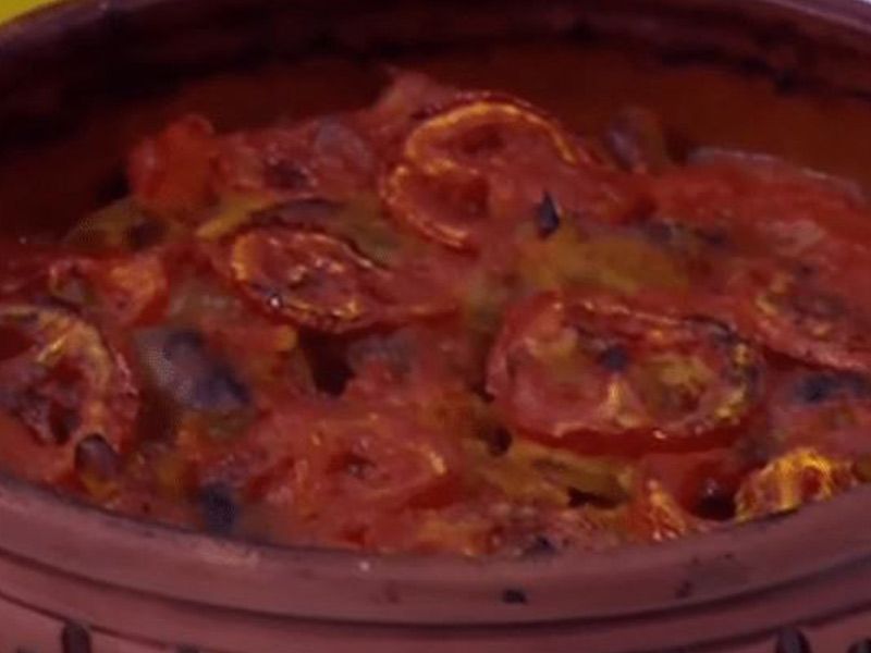 Boneless Knuckles With Fatteh Platter