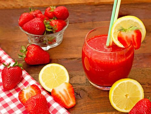 Strawberry With Lemon Cocktail