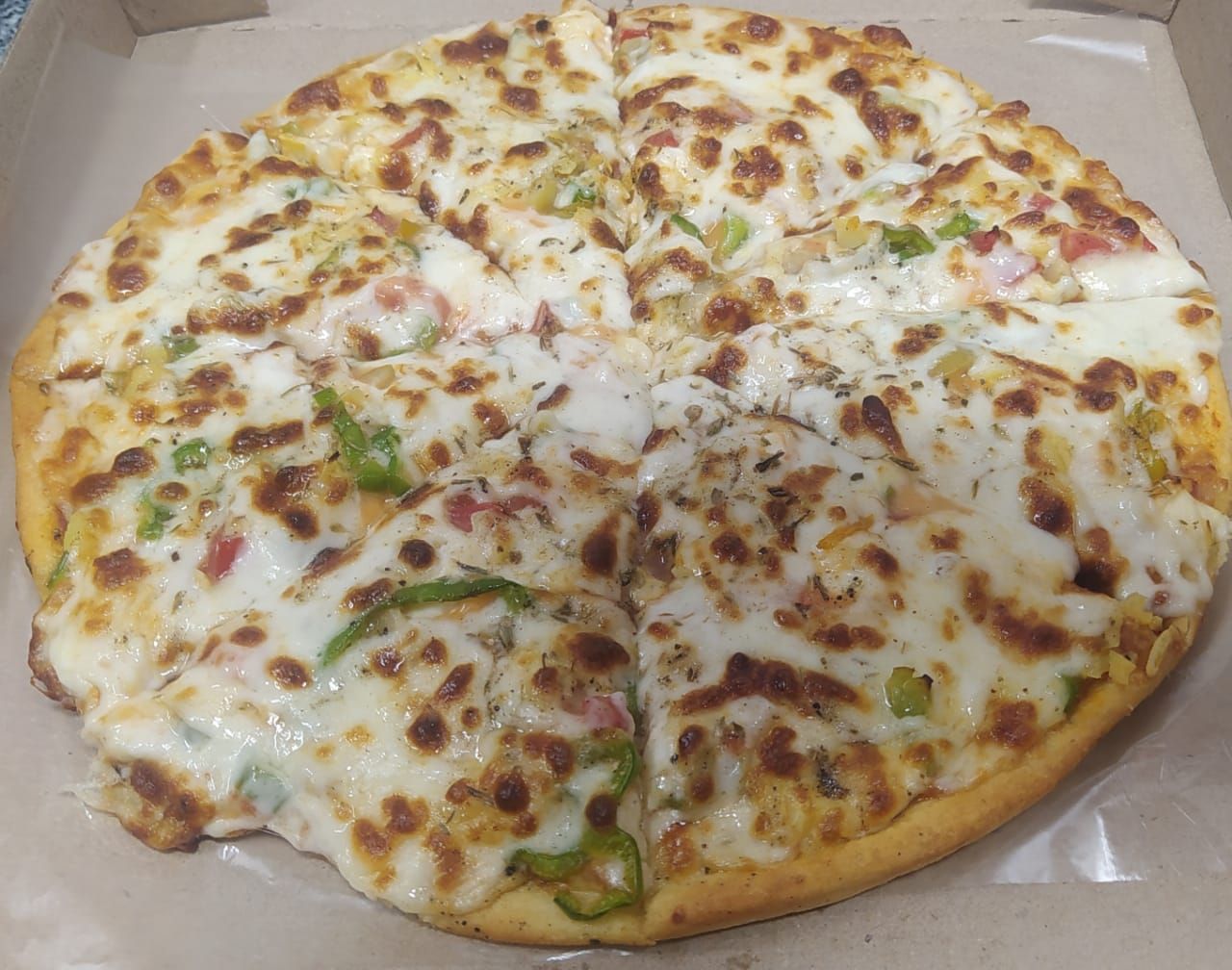 Kiri Pastrami Pizza