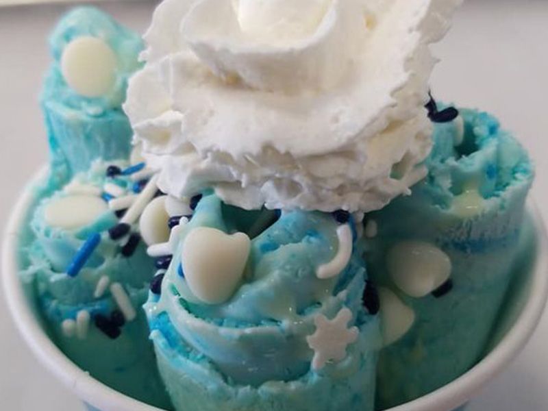 Gum ice cream roll