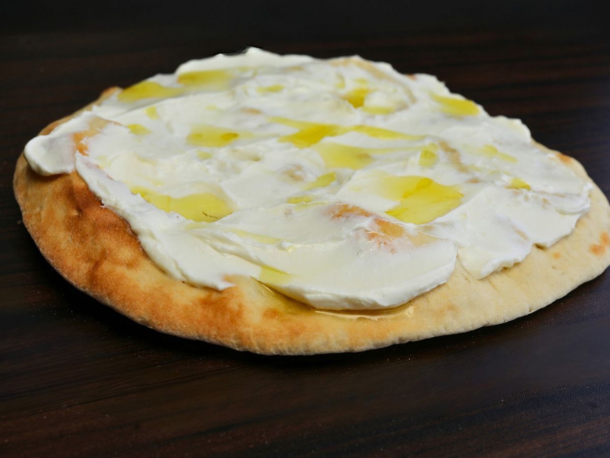 Plain labneh Manoucheh