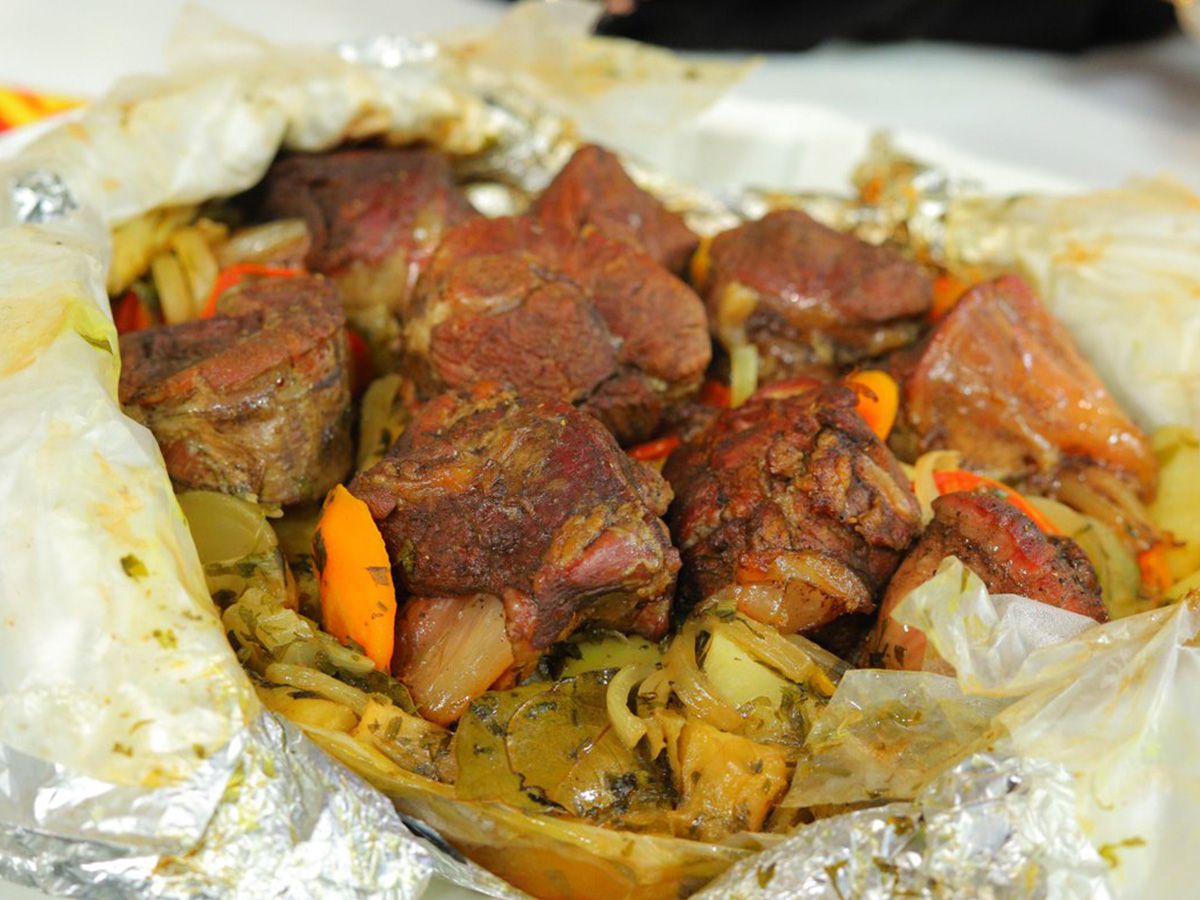 Meat with Pickled Lemons with Safflower