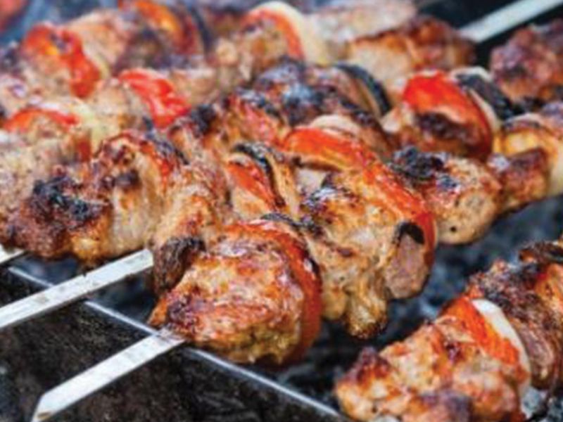Grilled meat meal
