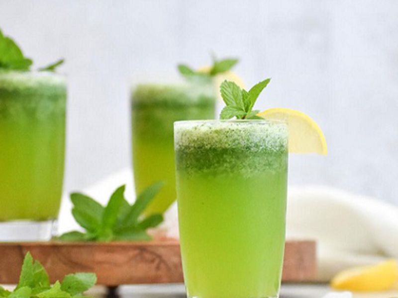 Lemon mint juice