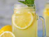 Fresh lemon mint juice