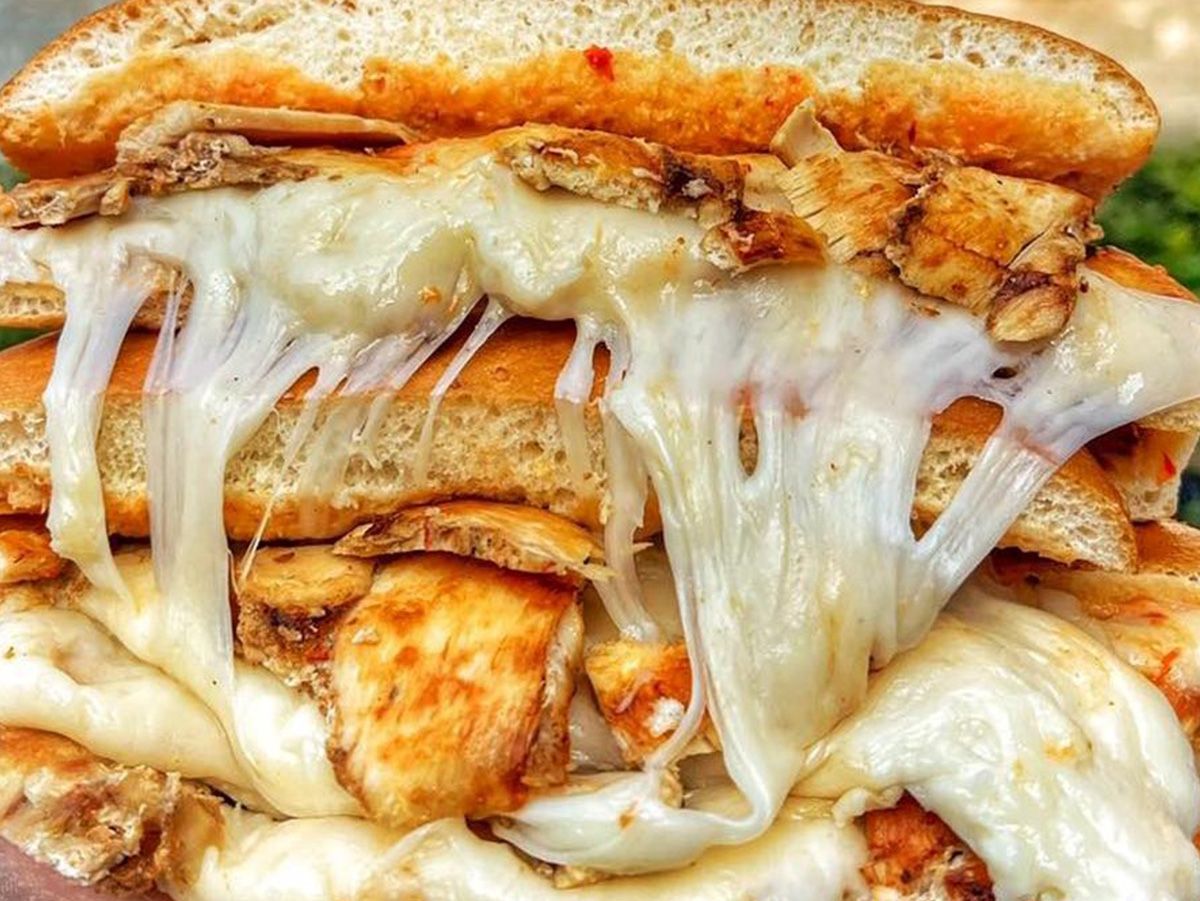 Maria shawarma chicken mozzarella