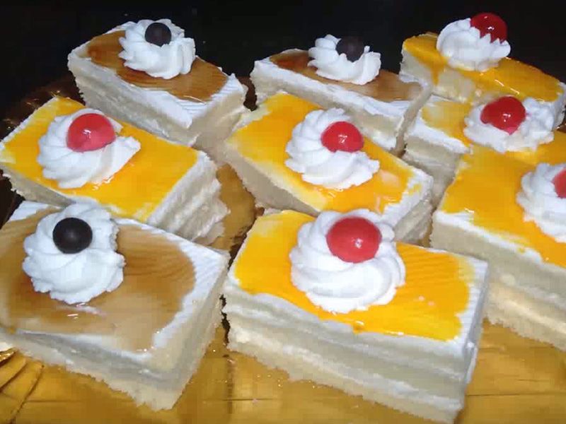Mango Gateau