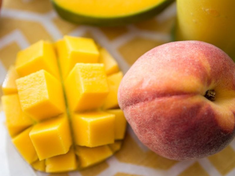 Mango With Peach Juice