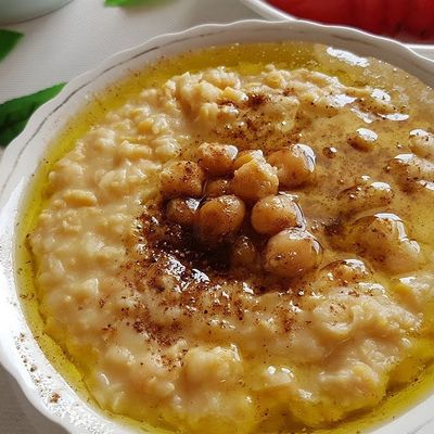 مسابحة بيروتية