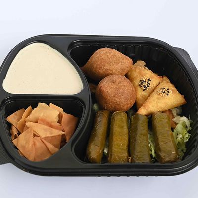 mix cheese appetizers platter