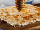 Qeshta And Honey Mutabbaq