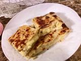 qeshta Mutabbaq