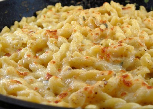 Pasta With Mozzarella Cheese