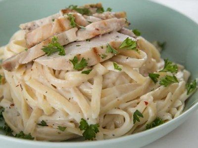 Fettuccine Alfredo Pasta