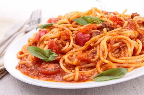 Spaghetti Pasta With Vegetables And Sauce