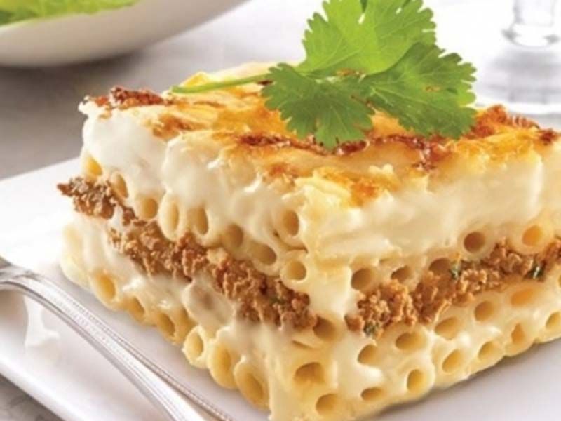 Baked bechamel pasta with minced meat