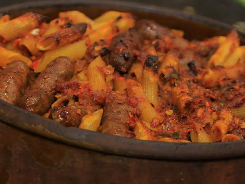 Pasta With Oriental Sausage