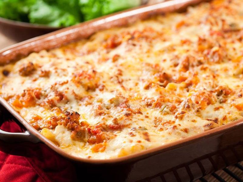 Pasta With Chicken And Mozzarella Cheese