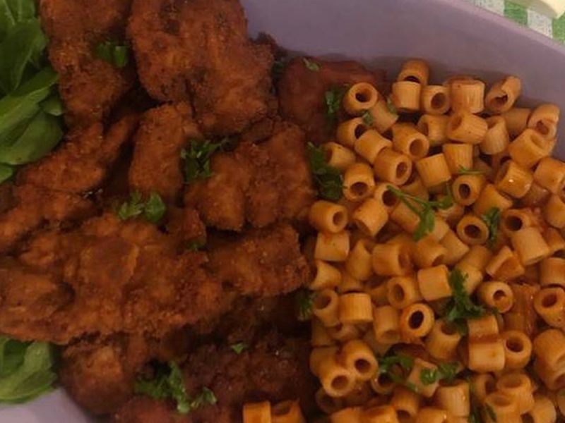 Pane Red Sauce Pasta