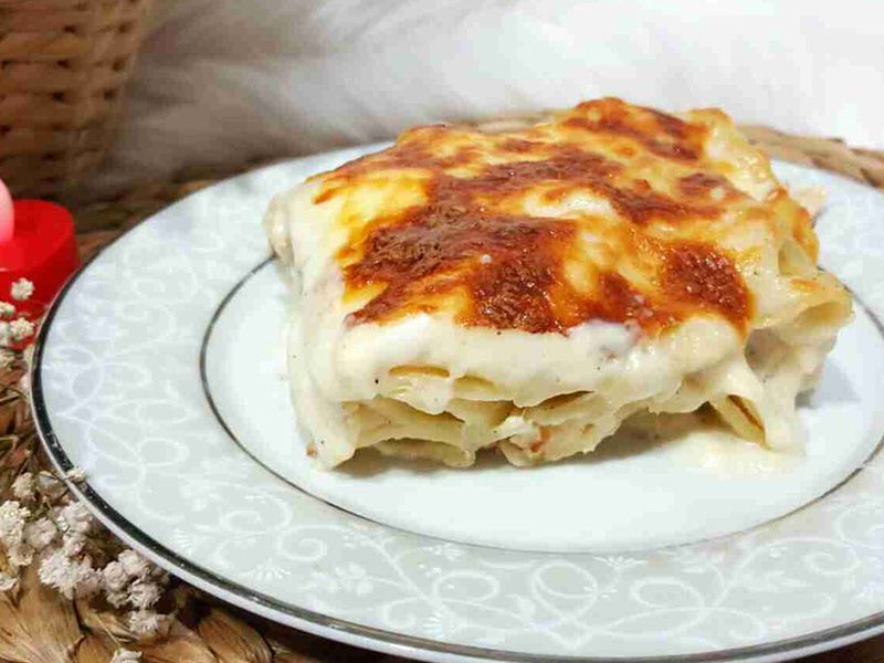 Plain Bechamel Pasta