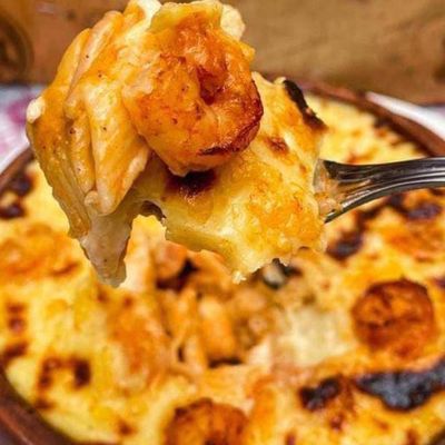 Bechamel pasta with sea food