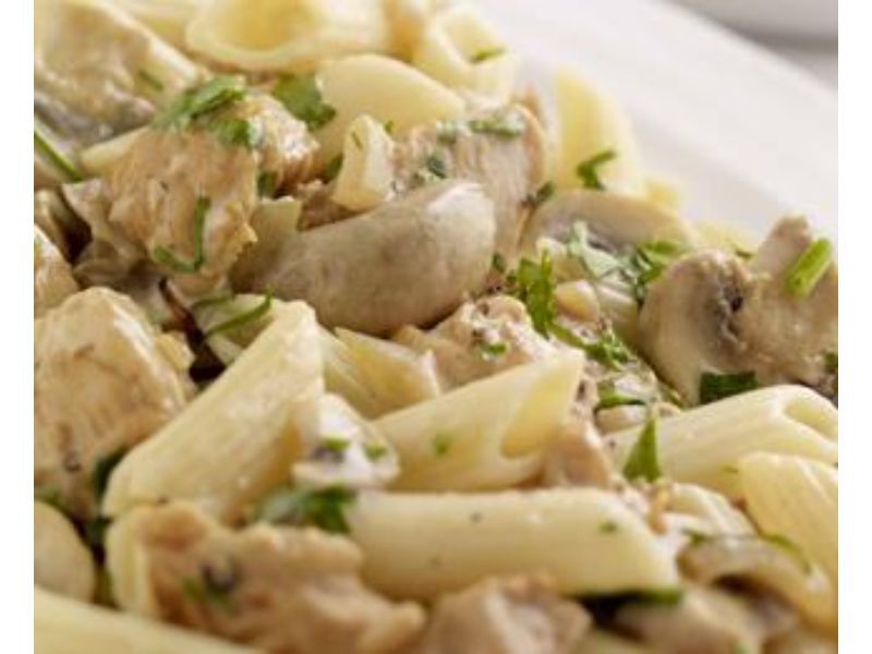 Penne Pasta with Chicken and Mushroom
