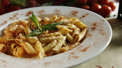 Penne Pasta Basil Sauce