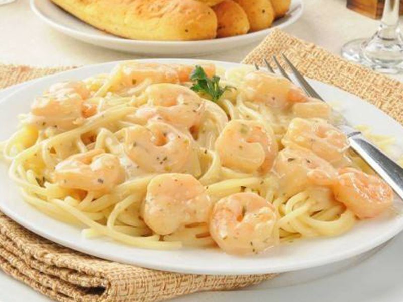 Red Sauce With Shrimp Pasta