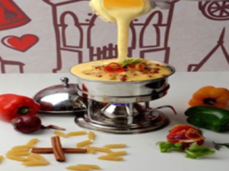 Pasta crispy with cheese