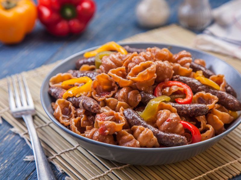 Baladi Sausage Pasta Pan