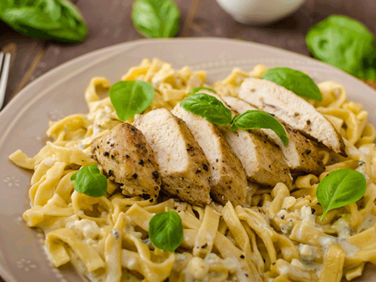 Chicken breast pasta with cheese