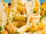 Mixed cheese pasta