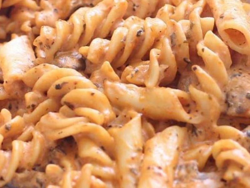 Bechamel Pasta With Mix Meat