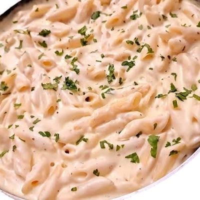 White Sauce Pasta